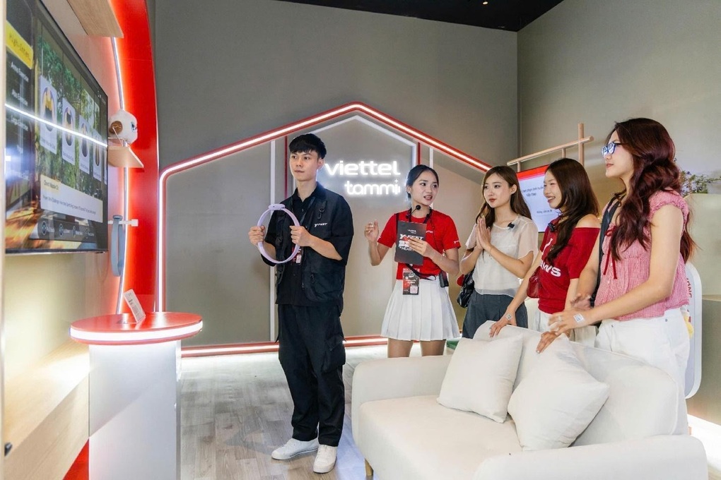 Viettel Tammi li&ecirc;n tục xuất hiện tại sự kiện giải tr&iacute; d&agrave;nh cho giới trẻ- Ảnh 2.