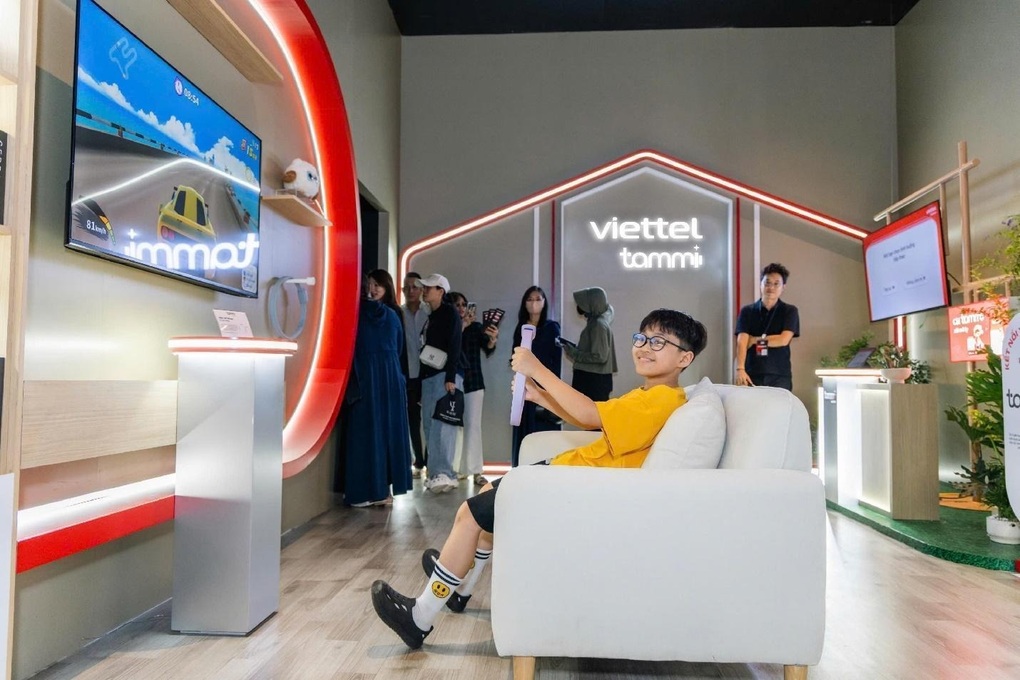 Viettel Tammi li&ecirc;n tục xuất hiện tại sự kiện giải tr&iacute; d&agrave;nh cho giới trẻ- Ảnh 3.