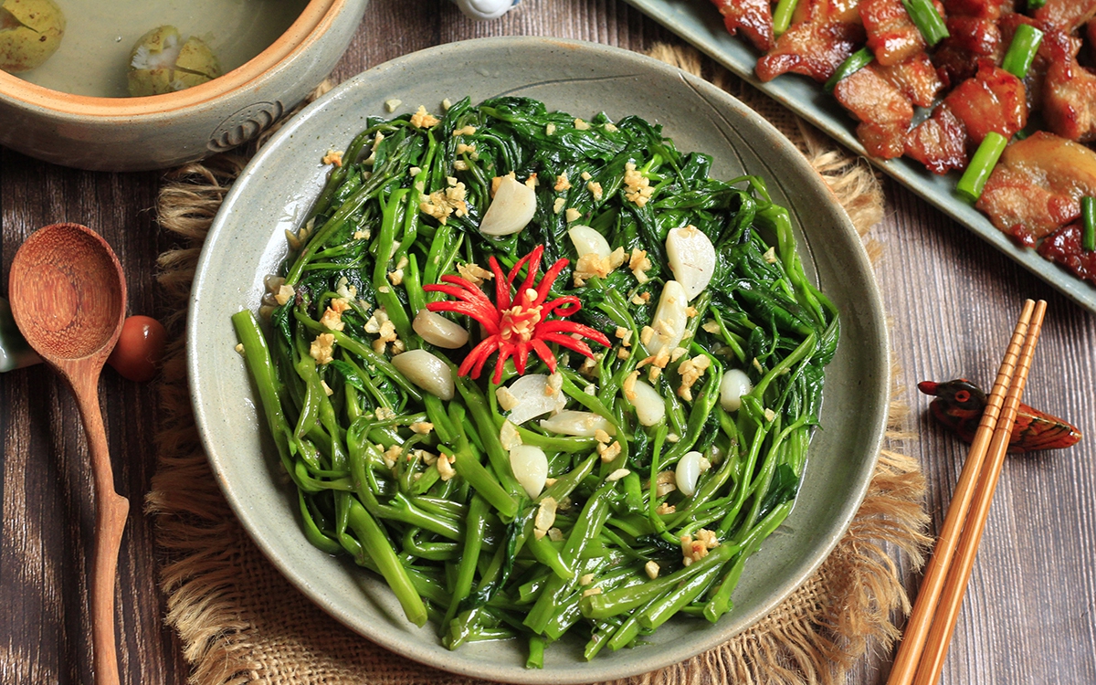 Nam IT 28 tuổi giảm 9kg rồi v&agrave;o thẳng ph&ograve;ng cấp cứu, b&aacute;c sĩ: Nước n&agrave;y uống &iacute;t th&igrave; tốt, uống nhiều h&oacute;a&hellip; độc - Ảnh 2.