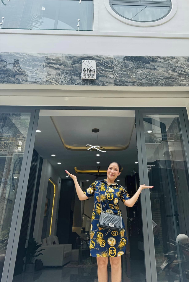Nữ NSƯT đ&igrave;nh đ&aacute;m rao cho thu&ecirc; nh&agrave; mặt tiền 14,5m ở trung t&acirc;m với gi&aacute; 20 triệu/th&aacute;ng- Ảnh 4.