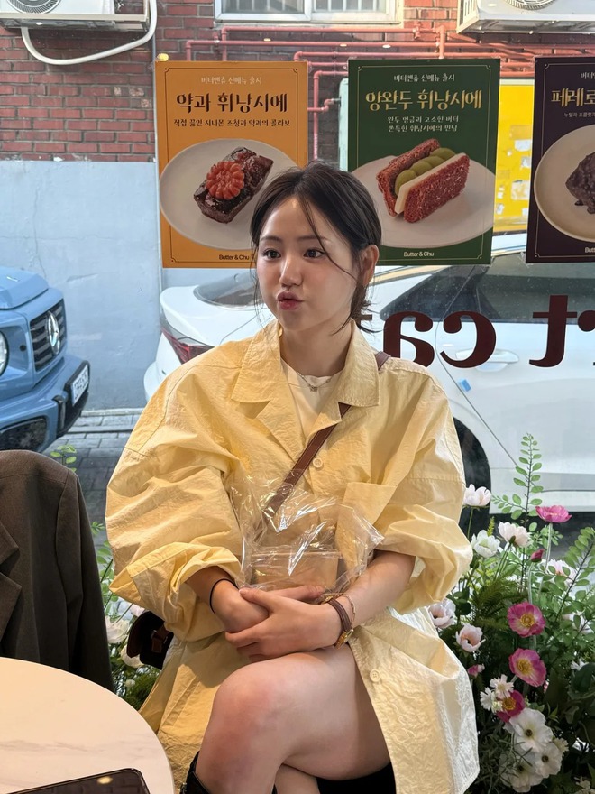 Những set đồ đơn giản nhưng lại tạo cảm gi&aacute;c rất &ldquo;nữ ch&iacute;nh phim H&agrave;n&rdquo;- Ảnh 4.