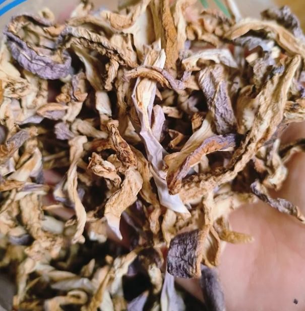 10 loại rau n&agrave;y đem phơi kh&ocirc; c&ograve;n thơm hơn cả thịt: Bạn đ&atilde; biết c&aacute;ch phơi kh&ocirc; bao nhi&ecirc;u loại rồi? - Ảnh 5.