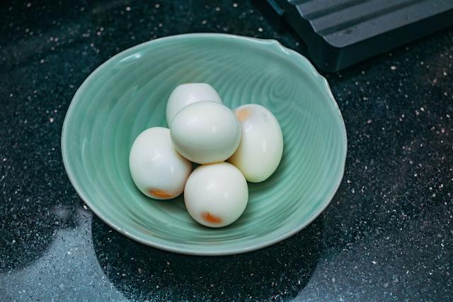 Muốn giảm mỡ bụng, đừng chỉ nhìn vào cân nặng: Nghiên cứu phát hiện cách ăn này giúp giảm tới 33% mỡ nội tạng sau 8 tuần - Ảnh 4.