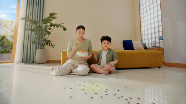 Nước lau s&agrave;n cho nh&agrave; c&oacute; trẻ nhỏ: 5 ti&ecirc;u ch&iacute; quan trọng nhiều mẹ dễ bỏ lỡ khi lựa chọn - Ảnh 1.