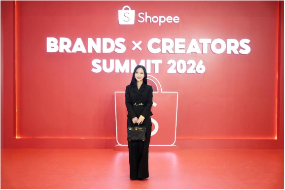 Shopee tiếp tục vinh danh Hannah Olala với giải thưởng Best Premium Livestream Star năm thứ ba li&ecirc;n tiếp - Ảnh 3.