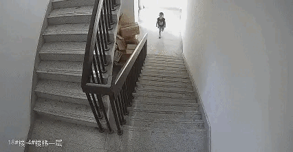 B&eacute; trai 12 tuổi g&acirc;y ra hỏa hoạn v&agrave; b&agrave;i học về an to&agrave;n cho trẻ em - Ảnh 4.