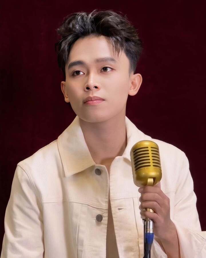 Hồ Văn Cường: H&agrave;nh tr&igrave;nh từ Cậu b&eacute; h&aacute;t đ&aacute;m cưới đến cuộc sống ổn định ở tuổi 23 - Ảnh 3.