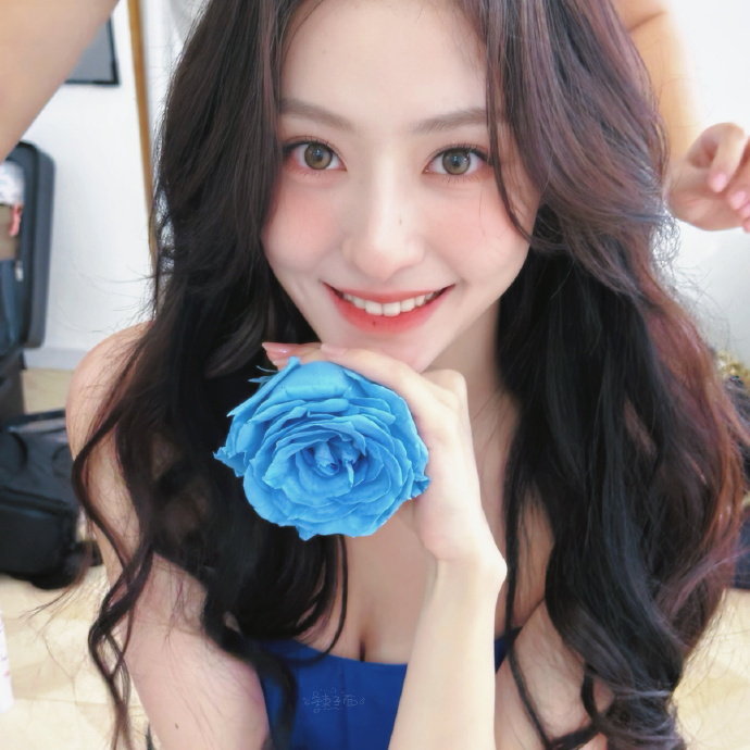 T&igrave;nh h&igrave;nh hiện tại của mỹ nh&acirc;n 10X Hồ Li&ecirc;n Hinh sau b&ecirc; bối lộ clip nhạy cảm - Ảnh 8.