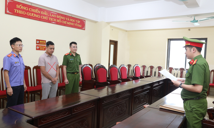 Khởi tố chủ đường d&acirc;y sản xuất h&agrave;ng giả thương hiệu Owen tại Sơn La - Ảnh 1.