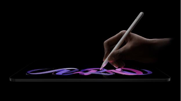 Mua iPad để mang đi học, đi l&agrave;m: Gọn nhẹ chưa chắc l&agrave; lựa chọn tiết kiệm nhất - Ảnh 1.