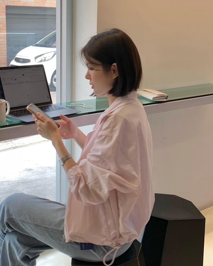Cắt giảm đủ thứ trong nh&agrave; nhưng kh&ocirc;ng quản l&yacute; được tiền bạc: Sai lầm của nhiều gia đ&igrave;nh theo đuổi tối giản - Ảnh 1.