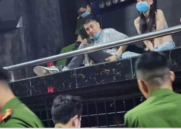 Vụ DJ Th&aacute;i Ho&agrave;ng bị bắt v&igrave; ma t&uacute;y v&agrave; nghi vấn hối lộ 200 triệu đồng năm 2023 - Ảnh 3.