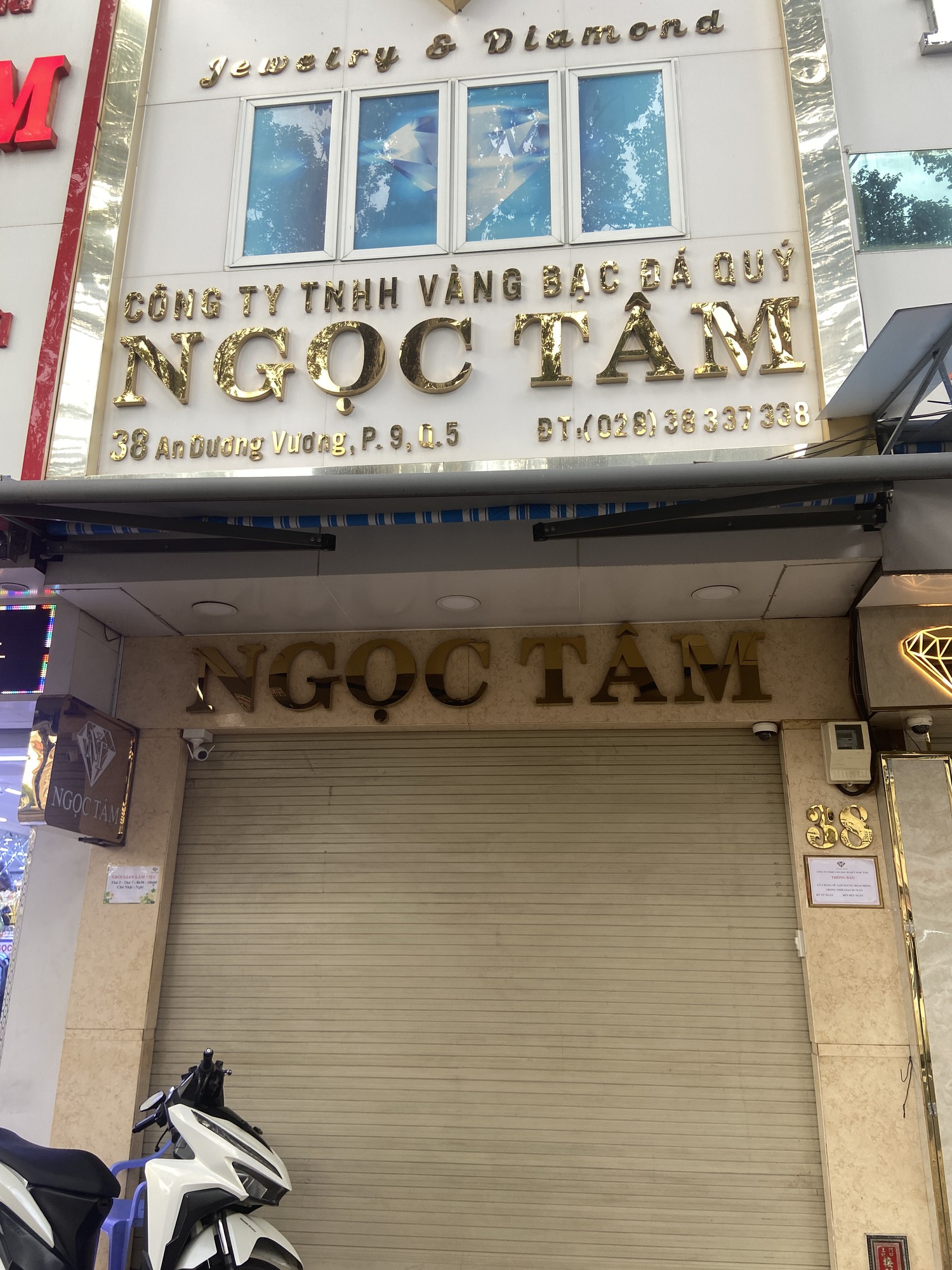 Tiệm v&agrave;ng Ngọc T&acirc;m v&agrave; Kim L&yacute; đ&oacute;ng cửa do bị khởi tố bu&ocirc;n lậu kim cương - Ảnh 6.