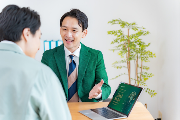 V&igrave; sao nh&acirc;n sự bất động sản, ng&acirc;n h&agrave;ng l&acirc;u năm&hellip; chuyển sang tư vấn bảo hiểm? - Ảnh 1.