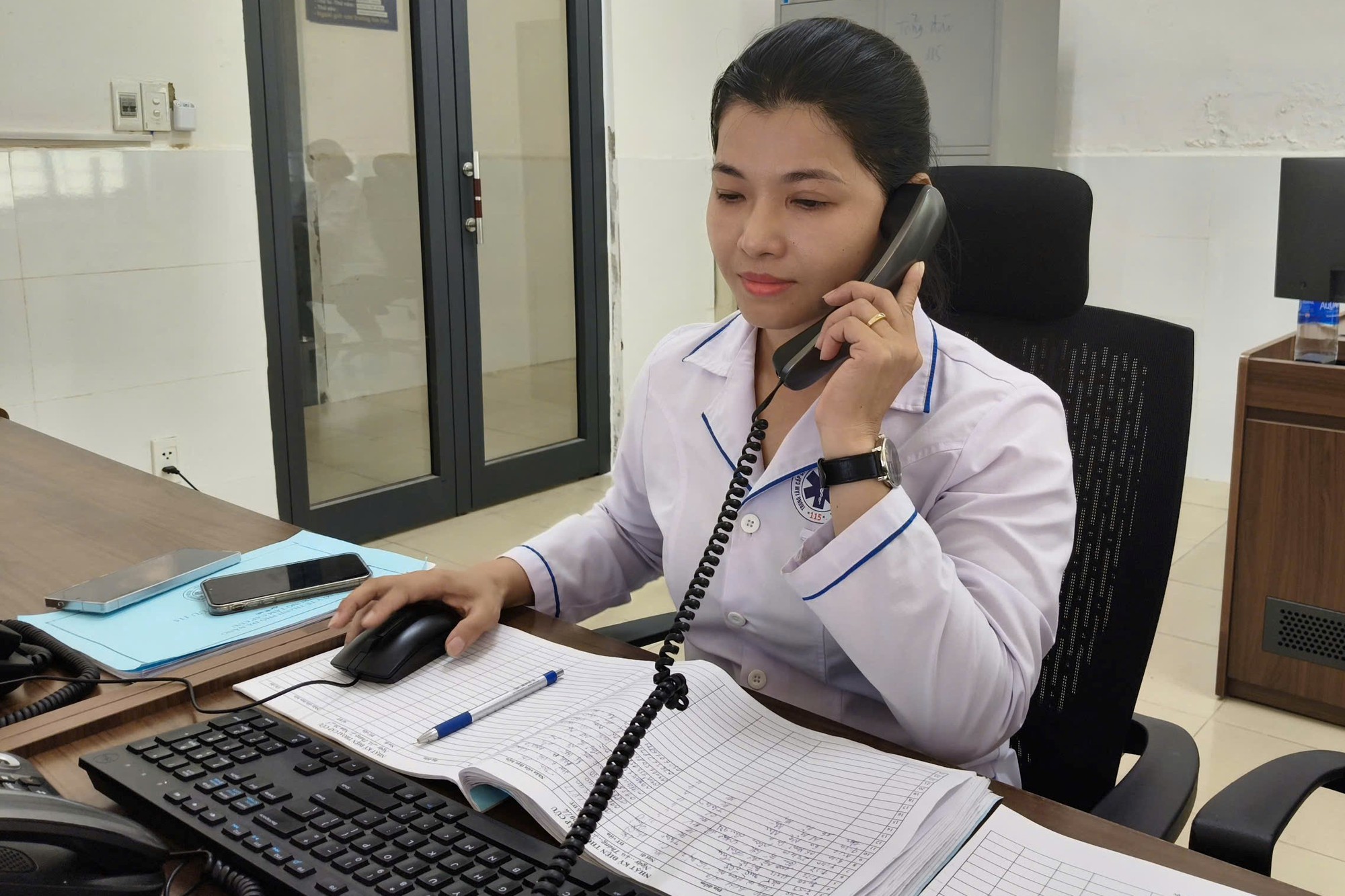 B&eacute; trai 3 tuổi bất ngờ lịm đi , người th&acirc;n vẫy xe cấp cứu tại Đ&agrave; Nẵng - Ảnh 3.