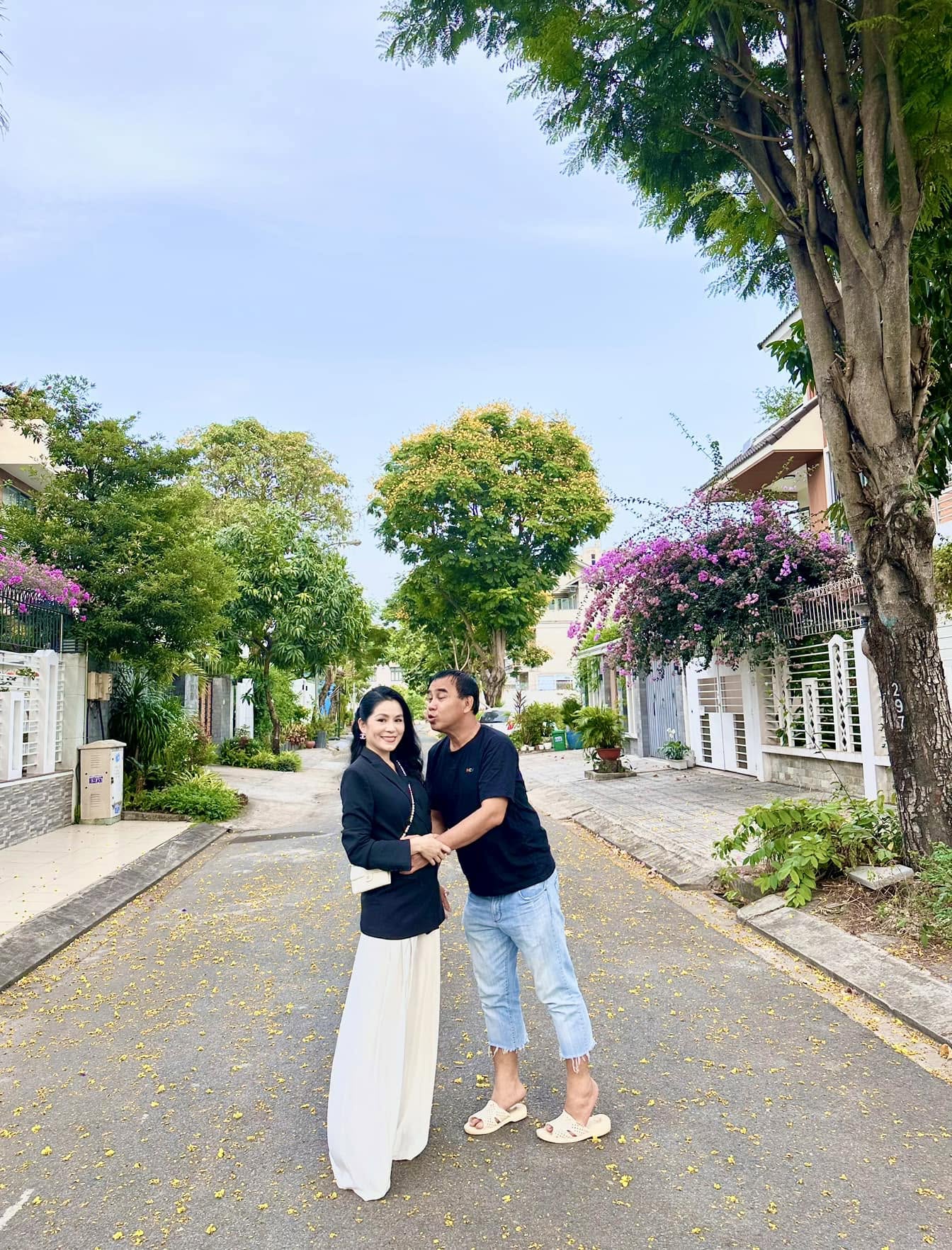 Nữ đại gia được NSƯT, ph&oacute; Chủ tịch Hội điện ảnh Việt Nam coi l&agrave; &acirc;n nh&acirc;n, say đắm suốt 21 năm - Ảnh 6.