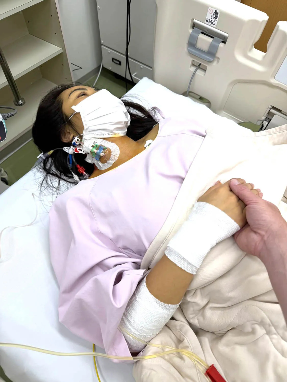 Kỳ nghỉ trăng mật h&oacute;a &aacute;c mộng: C&ocirc; d&acirc;u gốc Việt hồi sinh kỳ diệu sau khi rơi v&agrave;o h&ocirc;n m&ecirc;