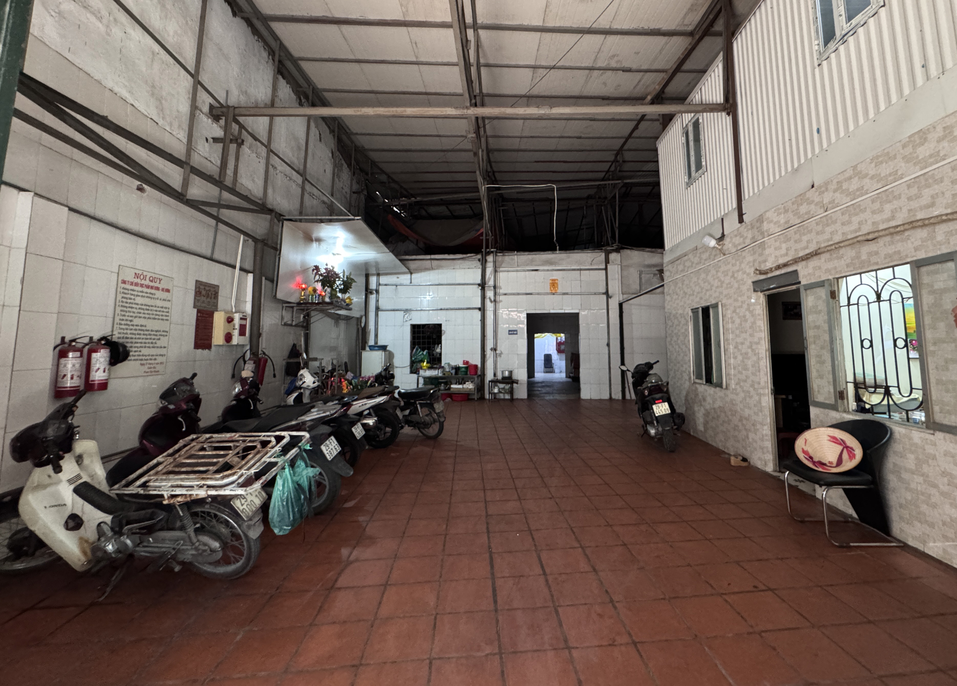 Trực tiếp xưởng b&aacute;nh dẻo 4 trứng: Kh&aacute;m ph&aacute; c&acirc;u chuyện ồn &agrave;o giữa người b&aacute;n v&agrave; nh&agrave; sản xuất - Ảnh 1.