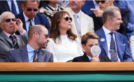 V&igrave; sao Ho&agrave;ng tử George mặc vest giữa trời n&oacute;ng 30 độ tại Wimbledon 2026 - Ảnh 2.
