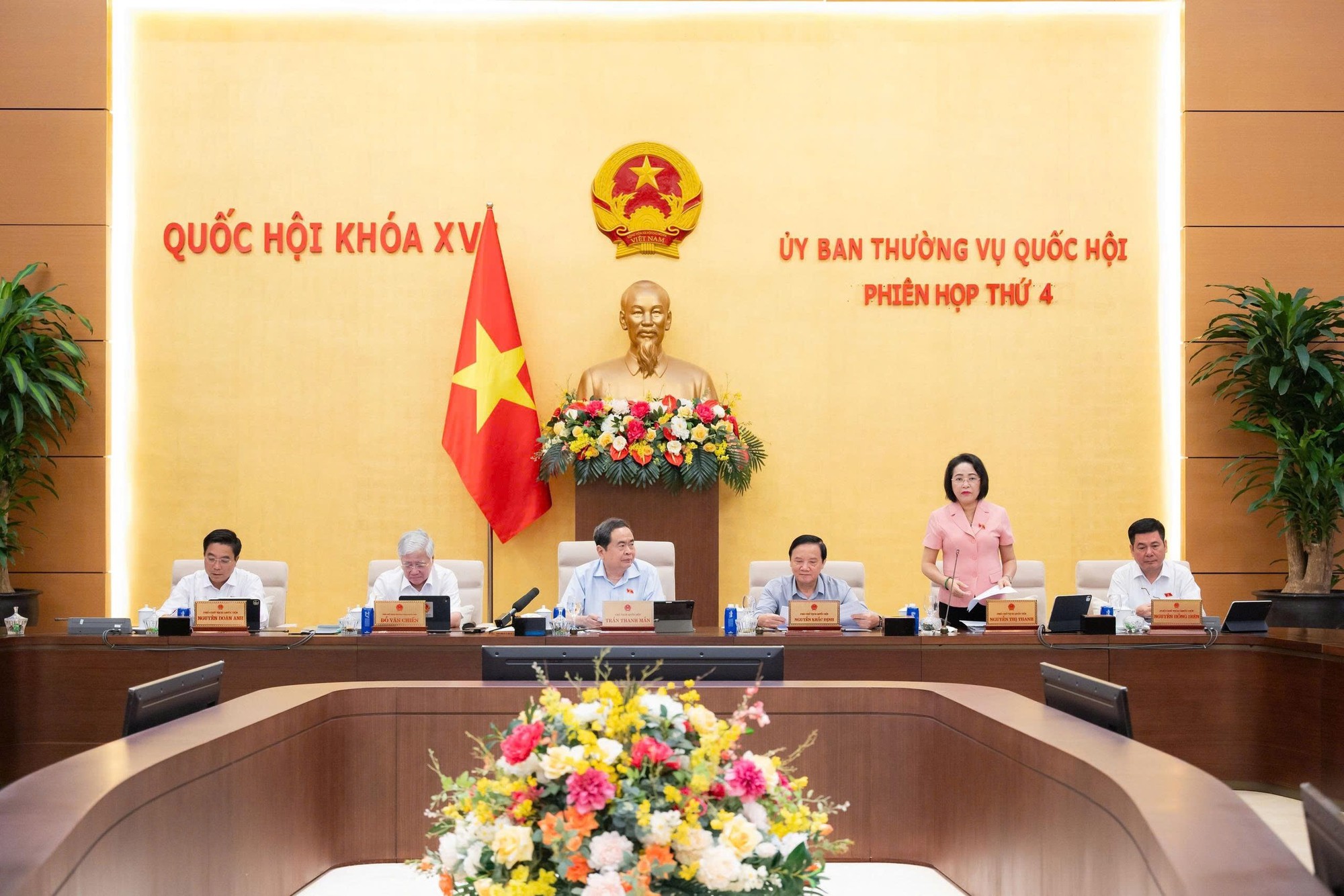 Đề xuất h&igrave;nh th&agrave;nh m&ocirc; h&igrave;nh tập đo&agrave;n xuất bản - truyền th&ocirc;ng năm 2026 - Ảnh 2.