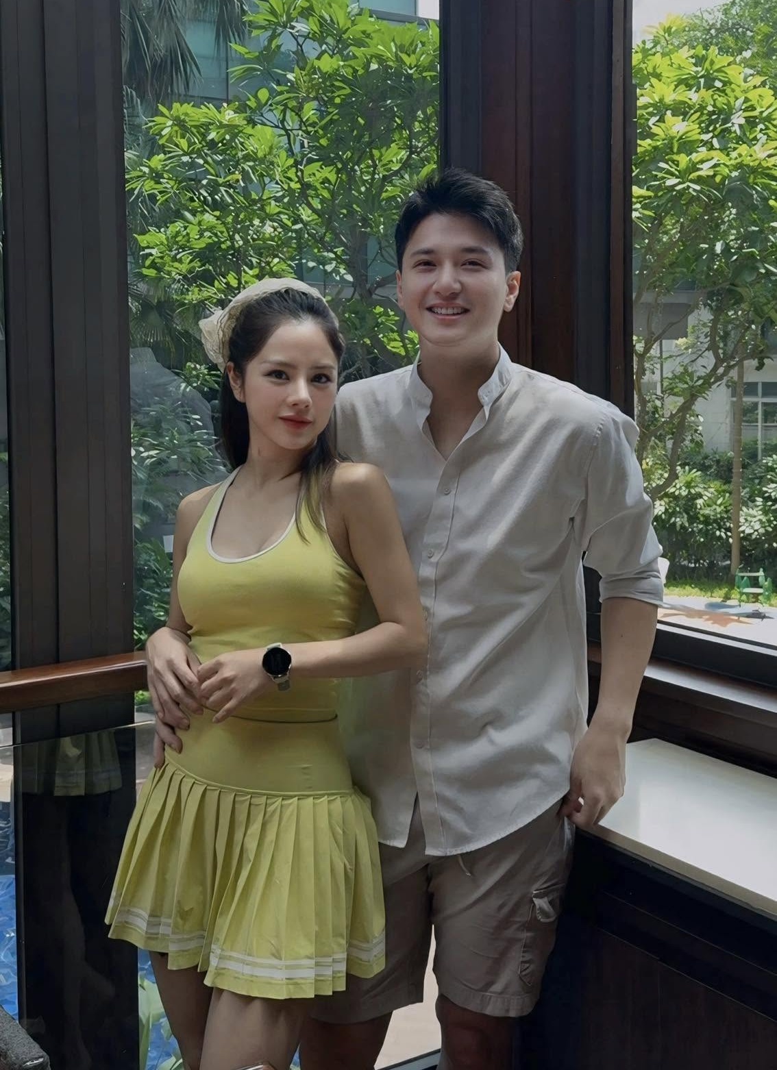 Mẹ đơn th&acirc;n cưới nam diễn vi&ecirc;n phim giờ v&agrave;ng nổi tiếng k&eacute;m 6 tuổi: 