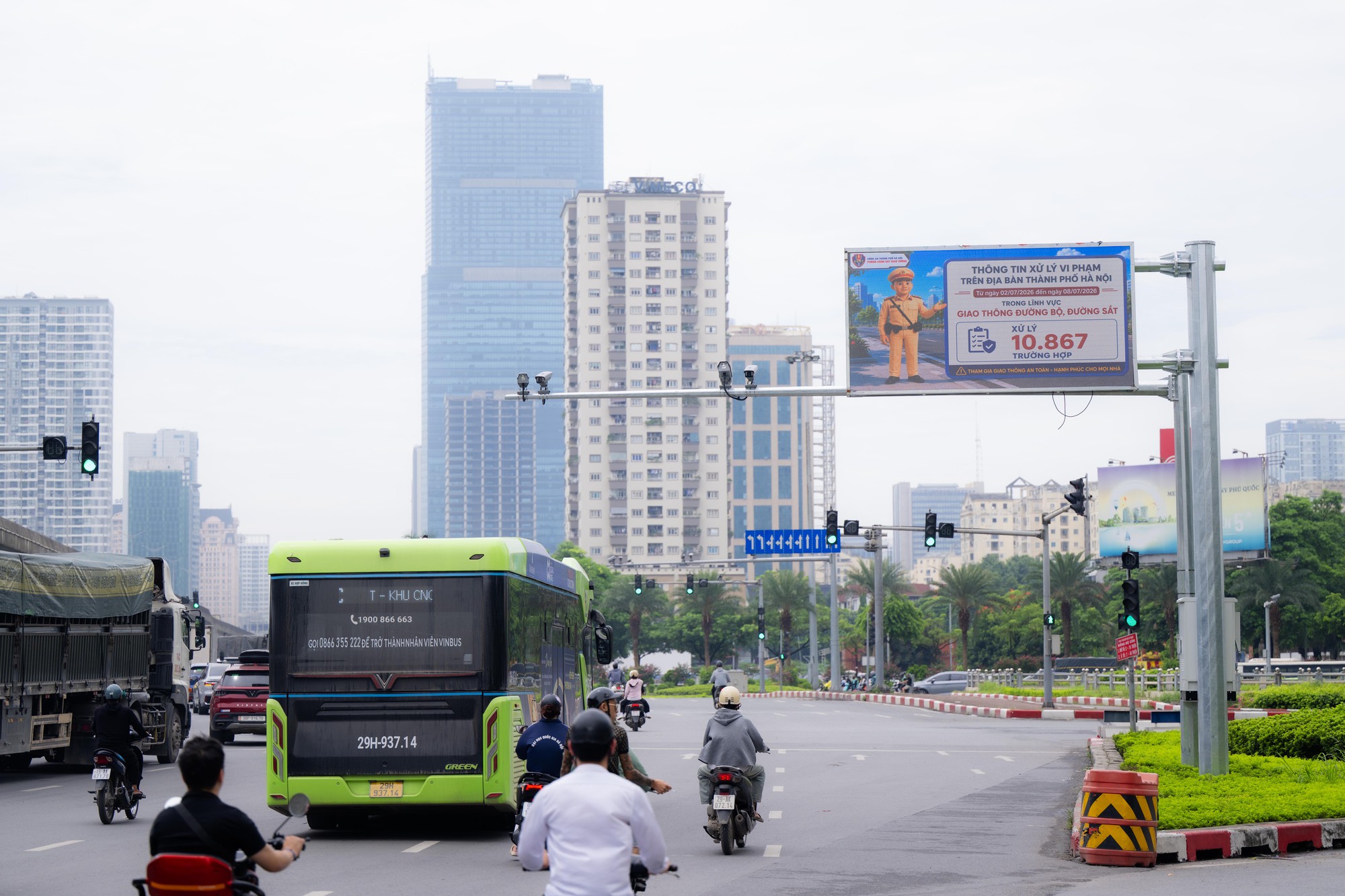 Hệ thống camera AI H&agrave; Nội: 5 . 000 Camera th&ocirc;ng minh v&agrave; 36 m&agrave;n h&igrave;nh LED giao th&ocirc;ng - Ảnh 3.