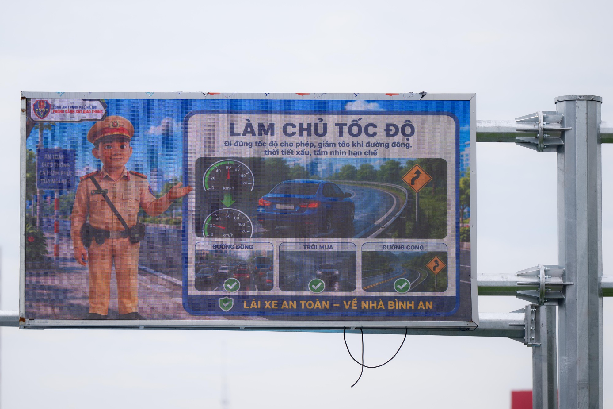 Hệ thống camera AI H&agrave; Nội: 5 . 000 Camera th&ocirc;ng minh v&agrave; 36 m&agrave;n h&igrave;nh LED giao th&ocirc;ng - Ảnh 2.
