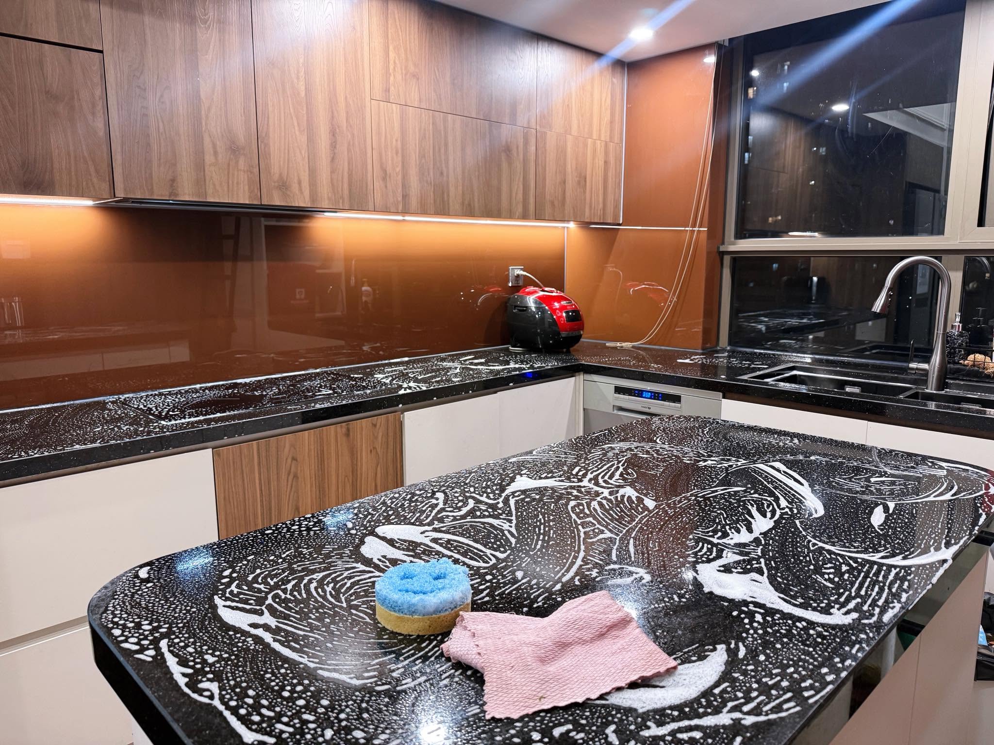 3 b&iacute; quyết giấu đồ gi&uacute;p căn bếp gọn g&agrave;ng v&agrave; ngăn nắp cho mẹ đảm H&agrave; Nội - Ảnh 16.