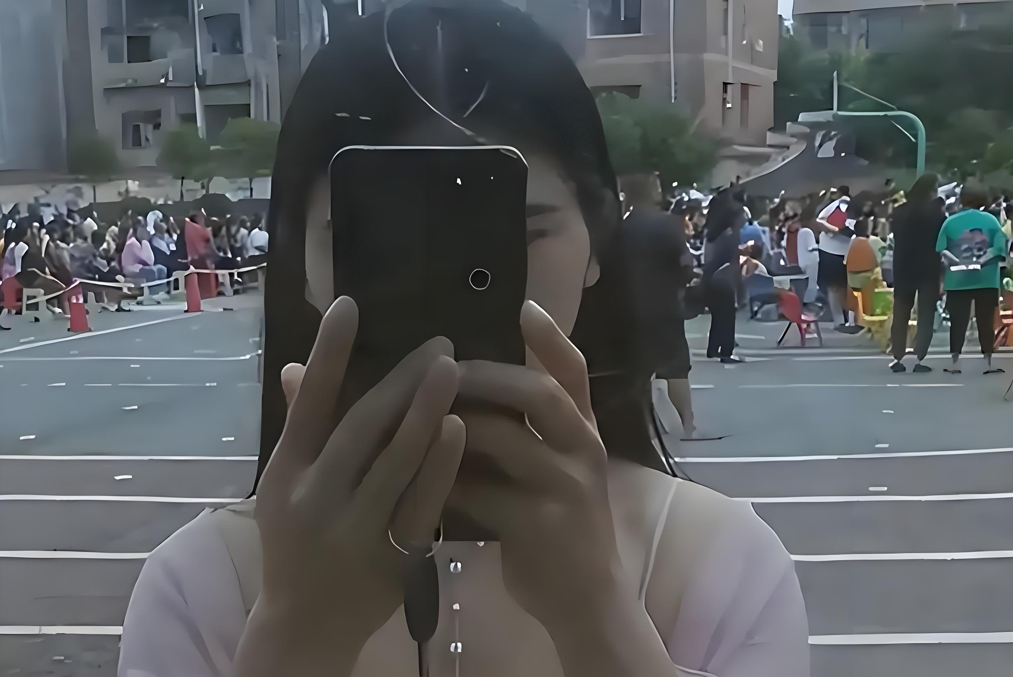 Chỉ v&igrave; 8 video 