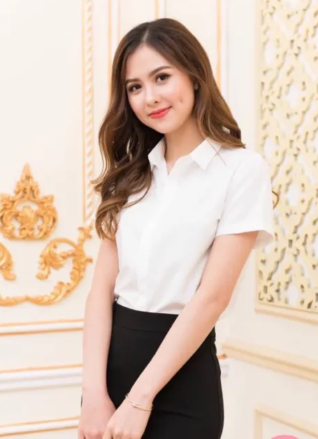 Có 1 kiểu sơ mi càng mặc càng trẻ: Hội sành điệu diện suốt mùa hè không chán - Ảnh 10.