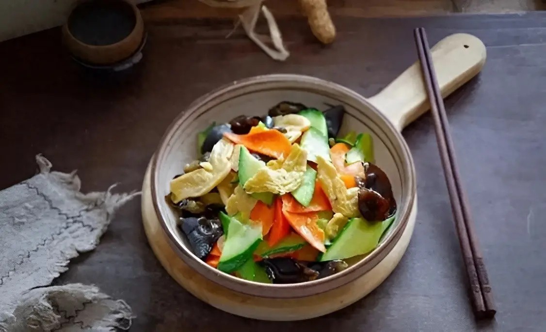 M&oacute;n ăn đầy m&agrave;u sắc, gi&ograve;n tan v&agrave; bổ dưỡng n&agrave;y l&agrave;m si&ecirc;u nhanh m&agrave; cả người lớn lẫn trẻ em đều y&ecirc;u th&iacute;ch - Ảnh 1.