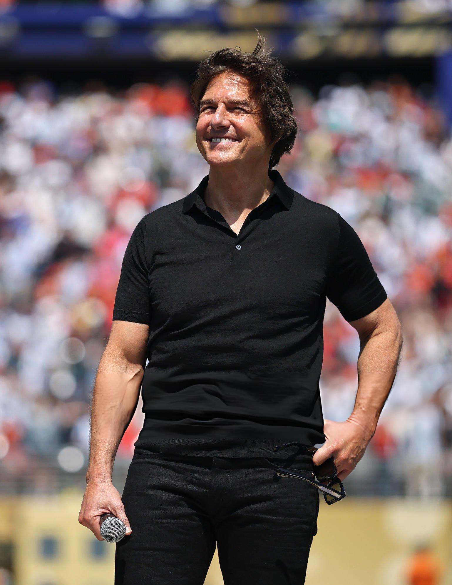Cả thế giới đ&atilde; tr&ocirc;ng đợi Tom Cruise phi m&ocirc; t&ocirc;, b&aacute;m trực thăng, đu d&acirc;y cơ m&agrave;!- Ảnh 2.