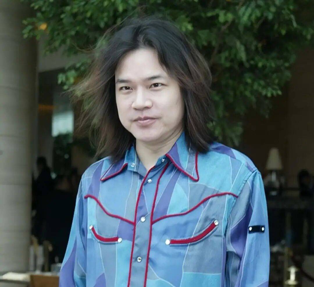 Từng l&agrave; c&aacute;i t&ecirc;n quyền lực của l&agrave;ng giải tr&iacute;, sao nam phải cắt 2/3 lưỡi rồi chọn cuộc sống tu h&agrave;nh - Ảnh 2.