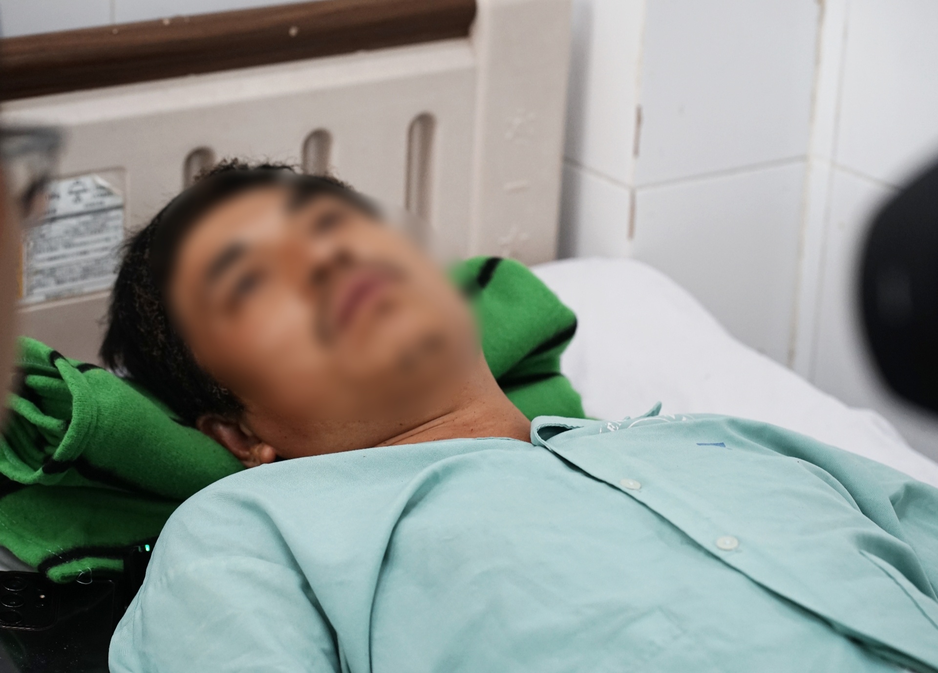 Lời kể đau thương của Gia đ&igrave;nh sống s&oacute;t trong vụ ch&aacute;y xe kh&aacute;ch ở Đồng Nai - Ảnh 1.