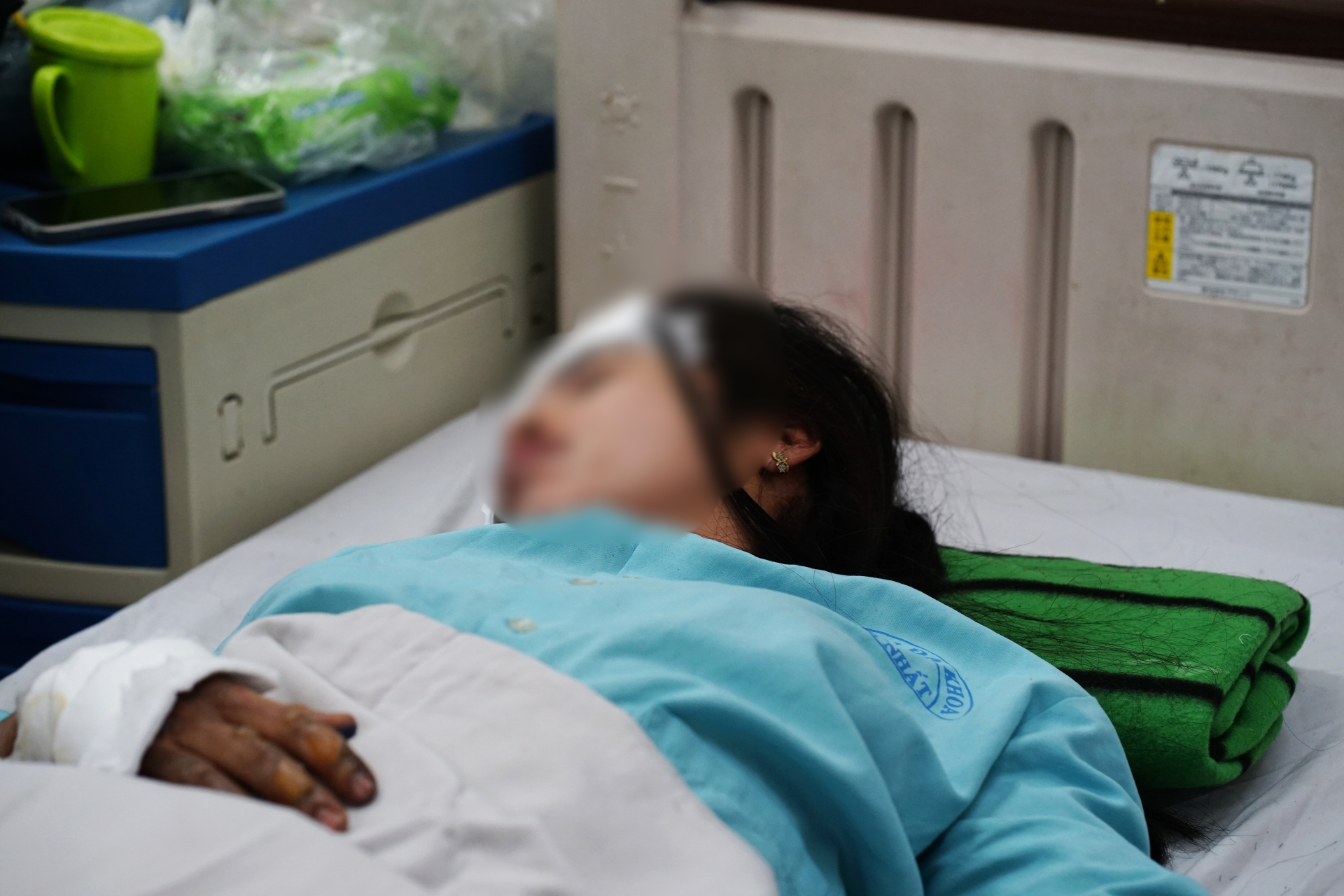 Lời kể đau thương của Gia đ&igrave;nh sống s&oacute;t trong vụ ch&aacute;y xe kh&aacute;ch ở Đồng Nai - Ảnh 6.