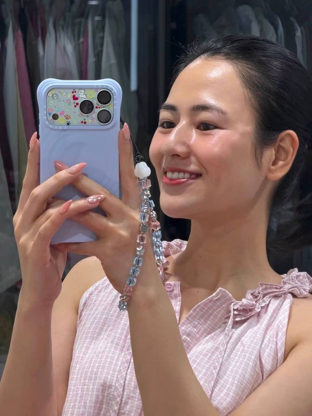 Mỹ nh&acirc;n phim giờ V&agrave;ng  - Ảnh 1.