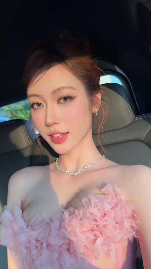 T&ocirc; Đ&aacute;t Kỷ v&agrave; nghi vấn sử dụng b&oacute;ng cười g&acirc;y X&ocirc;n xao cộng đồng mạng - Ảnh 3.