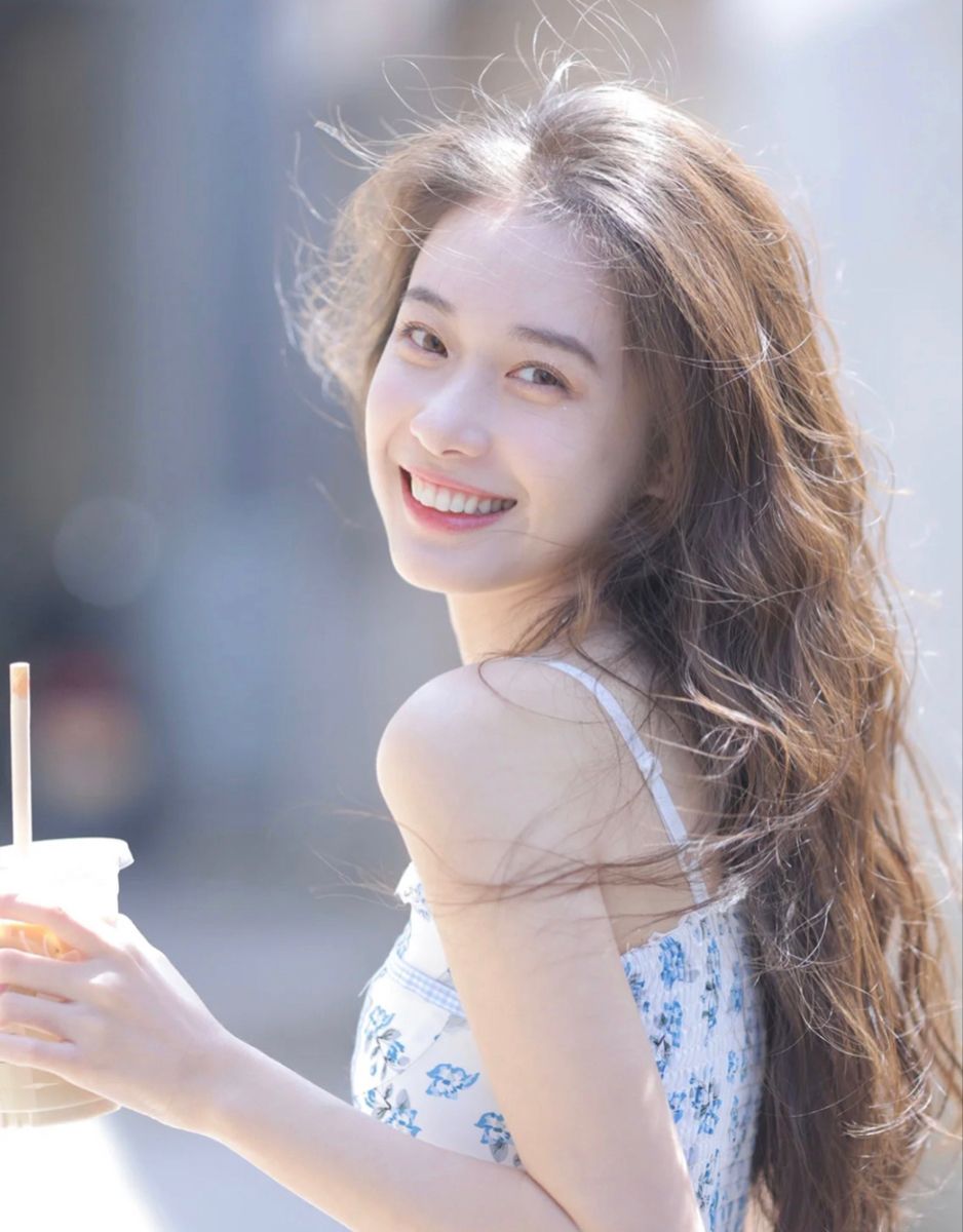 B&aacute;c sĩ thẩm mỹ khuyến c&aacute;o thận trọng với một số loại kem chống nắng h&oacute;a học - Ảnh 4.
