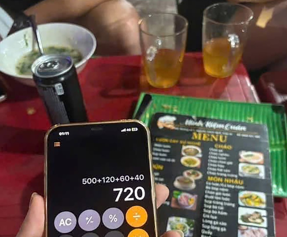 C&ocirc;ng an x&aacute;c minh vụ b&aacute;t ch&aacute;o lươn 250.000 đồng tại Cửa L&ograve;: Chủ qu&aacute;n giải th&iacute;ch - Ảnh 2.