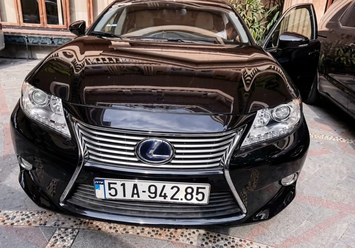 Lexus Trương Mỹ Lan giảm gi&aacute; c&ograve;n 635 triệu đồng , đấu gi&aacute; từ th&aacute;ng 8 - Ảnh 1.