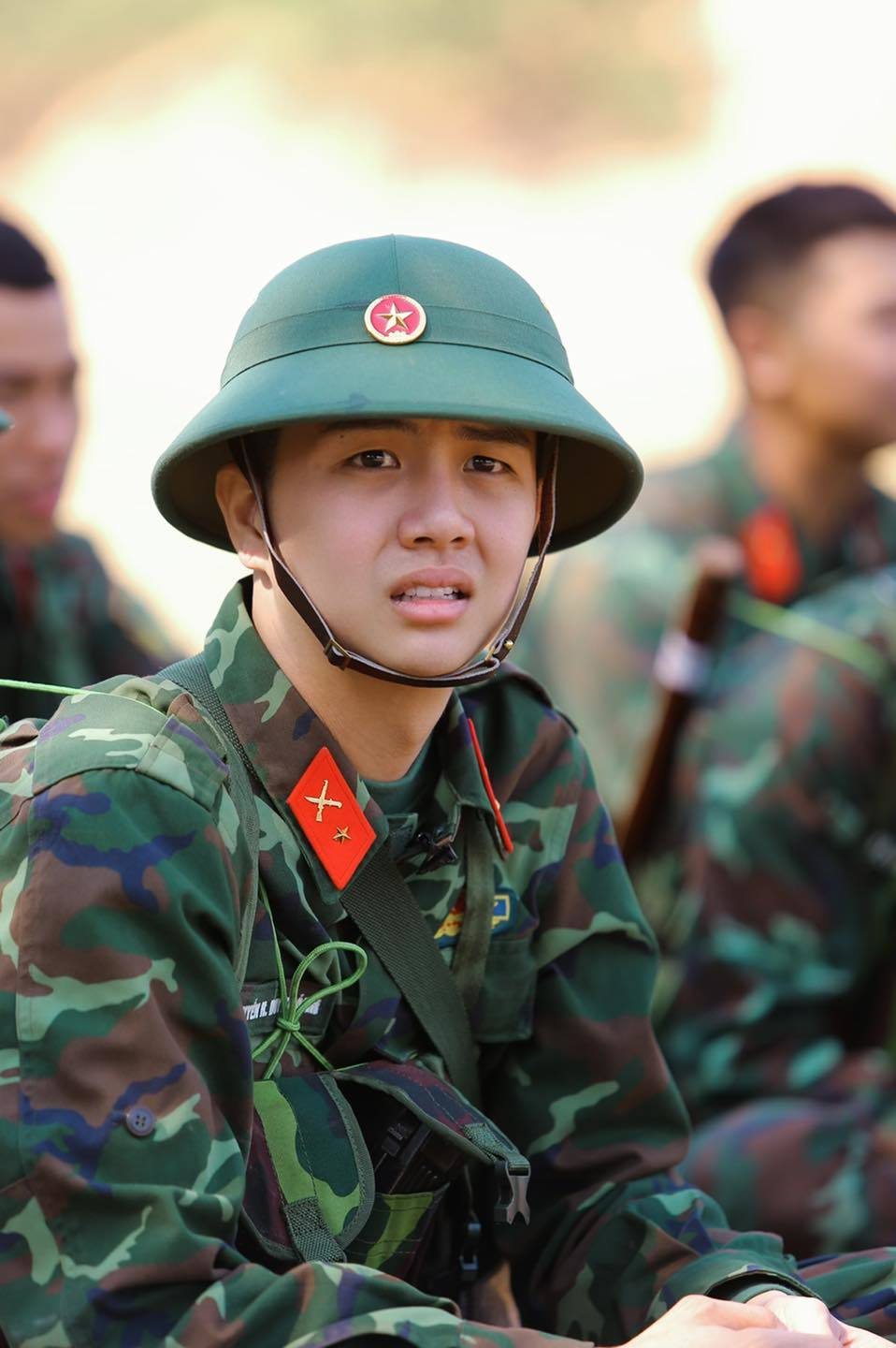 H&agrave;ng trăm b&igrave;nh luận gọi Erik l&agrave; 