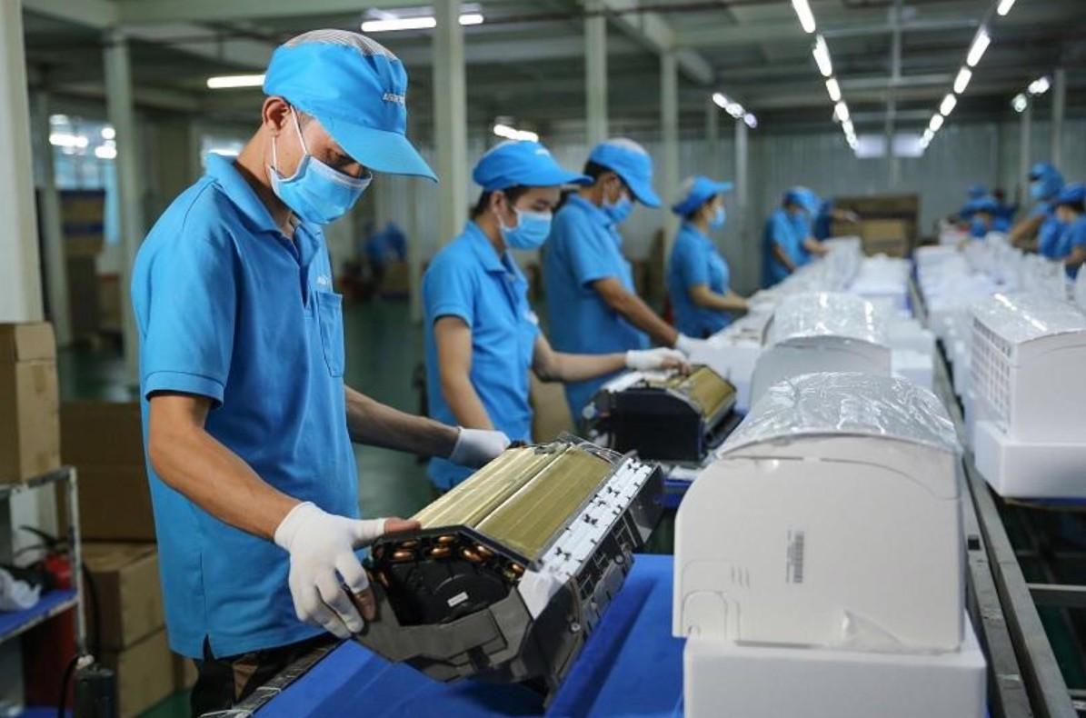 CiNEC C&agrave; Mau hỗ trợ 1 triệu đồng cho lao động nam nh&acirc;n ng&agrave;y Quốc tế Đ&agrave;n &ocirc;ng 2026 - Ảnh 1.