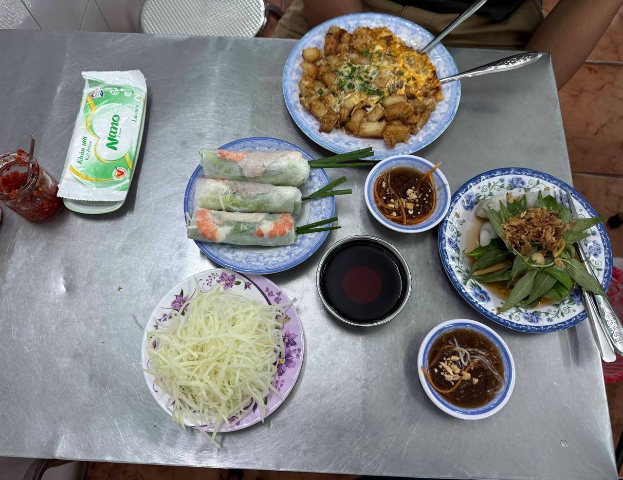 Qu&aacute;n bột chi&ecirc;n Đạt Th&agrave;nh ở TP.HCM đ&oacute;ng cửa sau 30 năm, khiến kh&aacute;ch quen tiếc nuối - Ảnh 6.