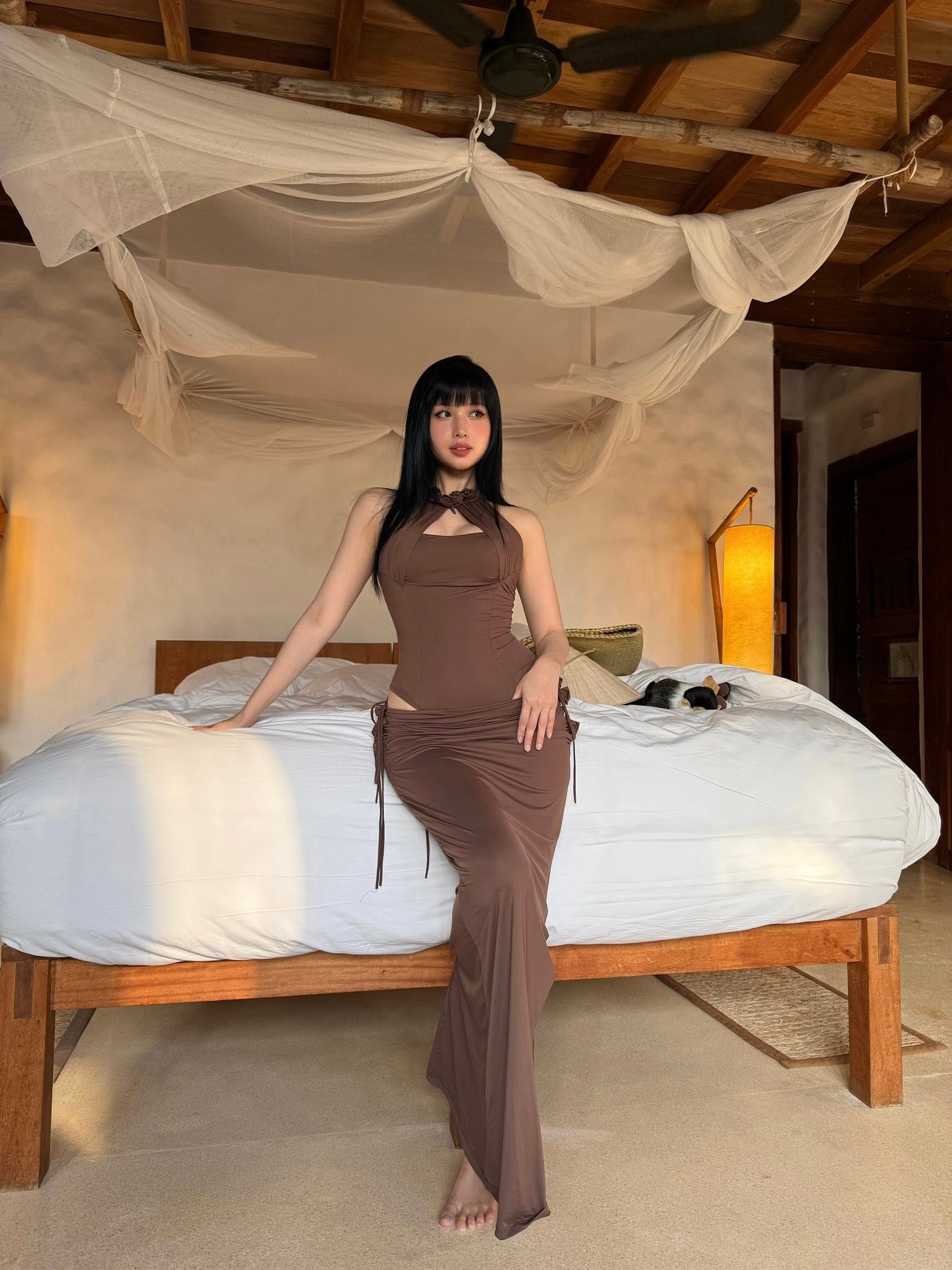 Việt Nam c&oacute; mỹ nh&acirc;n mặt đẹp như b&uacute;p b&ecirc;, body lại bốc lửa: Bỏ showbiz lấy thiếu gia, 10 năm kh&ocirc;ng trở lại - Ảnh 11.