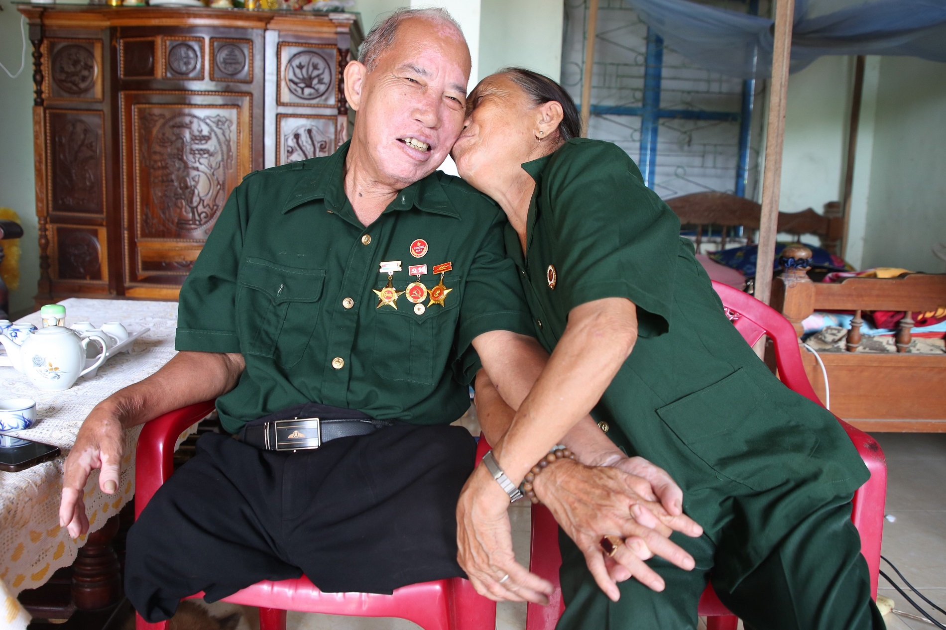 Người l&iacute;nh mất ch&acirc;n ở Đ&agrave; Nẵng v&agrave; t&igrave;nh y&ecirc;u vượt thời gian của vợ chồng &ocirc;ng Huỳnh Đức Nữa - Ảnh 6.