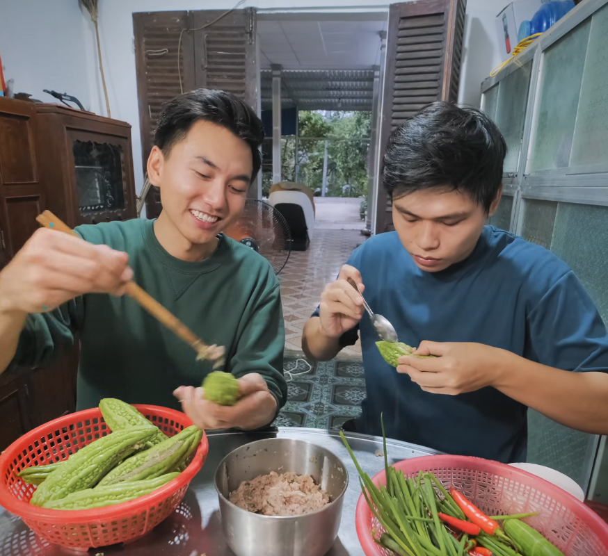 Căn nh&agrave; ở qu&ecirc; của Khoai Lang Thang: N&eacute;t đẹp miền T&acirc;y giản dị năm 2026 - Ảnh 14.