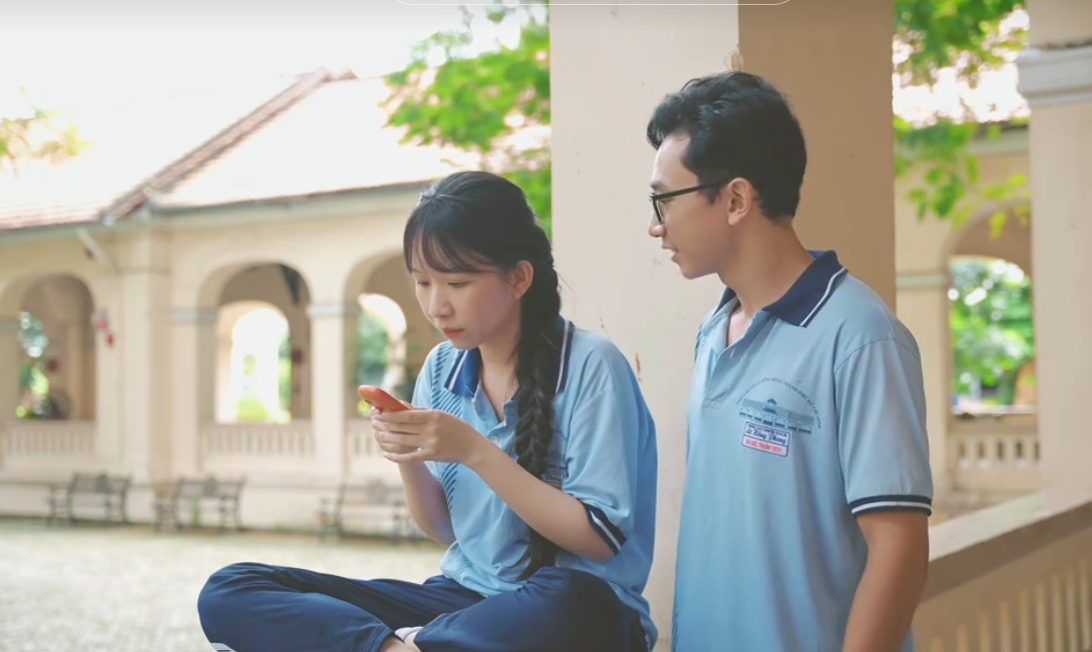 Đ&aacute;m cưới độc đ&aacute;o với m&agrave;n trộn b&aacute;nh tr&aacute;ng của cặp đ&ocirc;i y&ecirc;u 10 năm nổi tiếng tr&ecirc;n TikTok - Ảnh 7.