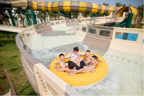 Giải nhiệt cực đ&atilde; tại Sun World Ha Nam với v&eacute; đồng gi&aacute; 150 ng&agrave;n đồng v&agrave; v&eacute; năm chỉ 800 ng&agrave;n đồng - Ảnh 2.