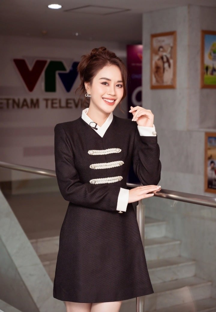 Cuộc sống vi&ecirc;n m&atilde;n của MC Ng&ocirc; Mai Phương sau 4 năm kết h&ocirc;n c&ugrave;ng tiến sĩ - Ảnh 1.