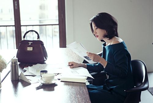 Người giàu tối giản để giàu hơn, người nghèo cắt giảm để sống sót: Chỉ khác một tư duy nhưng tạo ra hai kết quả hoàn toàn trái ngược - Ảnh 3.